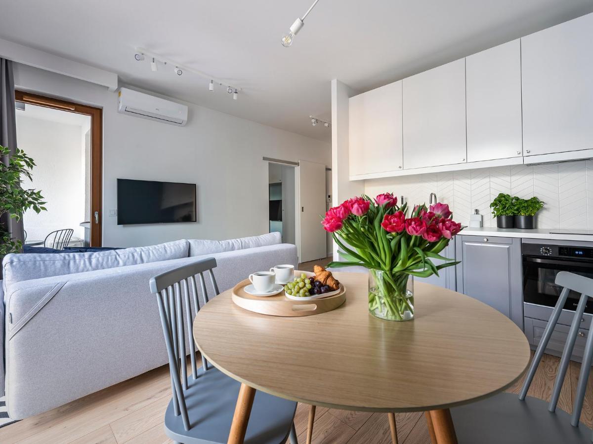 Yoursecondflat Grzybowska Metropoint Warschau Exterior foto