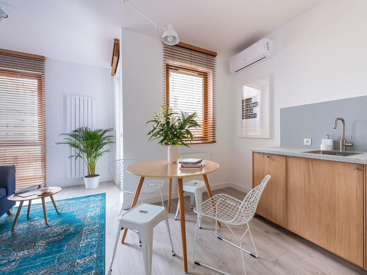 Yoursecondflat Grzybowska Metropoint Warschau Exterior foto