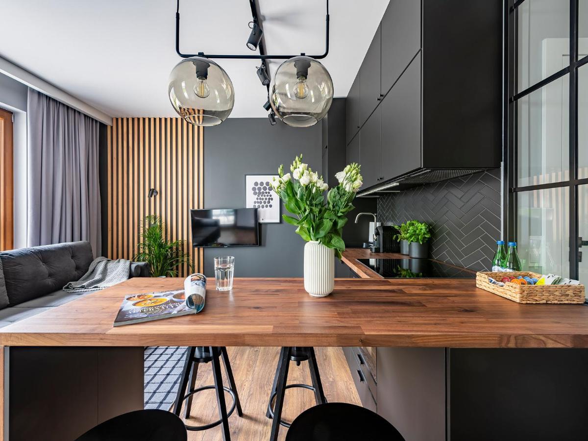 Yoursecondflat Grzybowska Metropoint Warschau Exterior foto